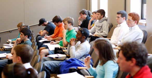 Students_classroom_fi