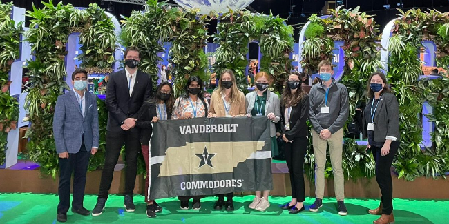Left to right: Karan Mirpuri, Trevor Mueller, Ananya Terala, Indu Kumar, Ally Sewell, Ellie Miller, Madeline Allen, Matthew Brolund and Assistant Professor Leah Dundon